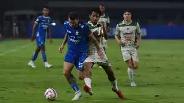 Persib Bandung saat melawan PSS Sleman
