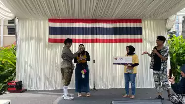 Pemenang hadiah utama di acara Little Thailand Songkran Festival 2025