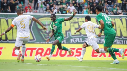 Tak Pernah Menang Selama 6 Tahun dari Persebaya Surabaya, Arema FC Ingin Putus Rekor di Stadion Dipta