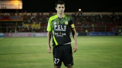 Mengingat Kisah Carlos Raul, Eks Pesepak Bola Argentina yang Menjadi Mualaf hingga Belajar Islam di Pesantren Kalimantan