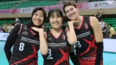 Pemain Red Sparks, Megawati Hangestri, Yeum Hye-seon, dan Vanja Bukilic.