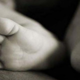 Geger di Cipayung! Bayi Perempuan Ditemukan Hidup dalam Goodie Bag di Tepi Jurang Kali Sunter