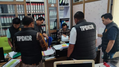 Tipikor Polda Geledah Gedung dan Kantor Bank Bengkulu Lebong