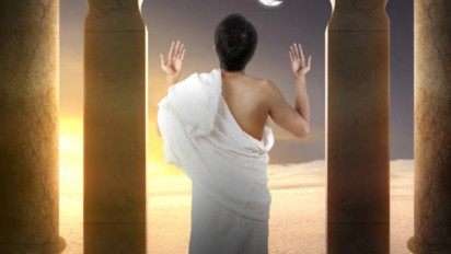 10 Tips Memilih Busana Haji 2025 yang Nyaman dan Praktis di Perjalanan,  Sesuai Ajaran Agama Islam