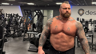 Petarung Kelas Berat Eddie Hall yang Dijuluki Manusia Terkuat di Bumi Minta Maaf usai Berbuat Curang di KSW 105