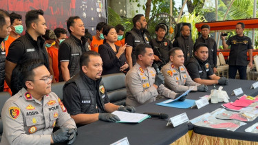 Polres Metro Jakbar Ungkap Kasus Penggelapan dan Curanmor, Tetapkan 10 Tersangka