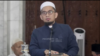 Ternyata Doa Iftitah pakai Inni Wajjahtu saat Shalat Belum Tepat, Ustaz Adi Hidayat Jelaskan Versi Rasulullah SAW...