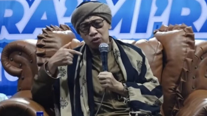 Kebiasaan Mengubah Pandangan dari Tempat Sujud saat Shalat, Buya Yahya Sarankan Hati-hati kalau itu...