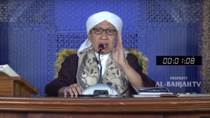 Punya Kewajiban buat Suami Senang, Apakah Boleh Tanpa Busana saat Hubungan Intim?