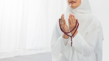 Ketika Belum Menikah, Coba Amalan ini Insyaallah Membantu Dipercepat Bertemu Jodoh