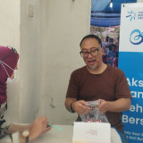Peduli Terhadap Kelompok Rentan, TBIG Beri Bantuan untuk Yatim dan Lansia