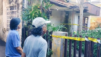 Geger Lansia Dikubur Anak di Dalam Kamar Rumahnya 