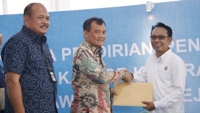 Peringatan May Day 2025 di Semarang, Gubernur Jateng Ahmad Luthfi Luncurkan Koperasi Buruh