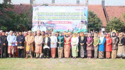 Hari Pendidikan Nasional, Gus Barra Percayakan Masa Depan Generasi Penerus di Pundak Para Guru