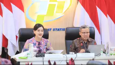 OJK dan BPS mengumumkan hasil Survei Nasional Literasi dan Inklusi Keuangan (SNLIK) 2025 yang menunjukkan kenaikan indeks literasi keuangan mencapai 66,46 persen dan indeks inklusi keuangan 80,51 persen.