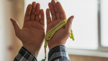 Ternyata saat Shalat Subuh Boleh Ganti doa Qunut, Simak Penjelasan Lengkapnya