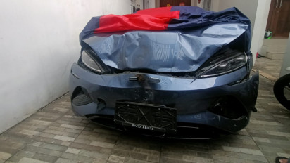 Polisi Dapati Sopir BYD Pelaku Tabrak Lari di Tol Sedytamo Jakarta Utara