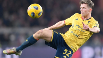 AC Milan dan Juventus Berebut 'The Next Pirlo' asal Denmark Milik Kuda Hitam Serie A di Bursa Transfer Musim Panas