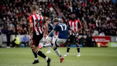 Manchester United kalah 3-4 di kandang Brentford