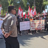 Datangi Mapolresta Pati, Warga Tuntut Polisi Tindak Penambang di Kawasan Pegunungan Kendeng