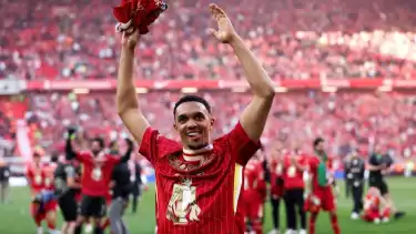 Liverpool dipastikan bakal kehilangan fullback andalan mereka, Trent Alexander-Arnold di akhir musim 2024-2025.