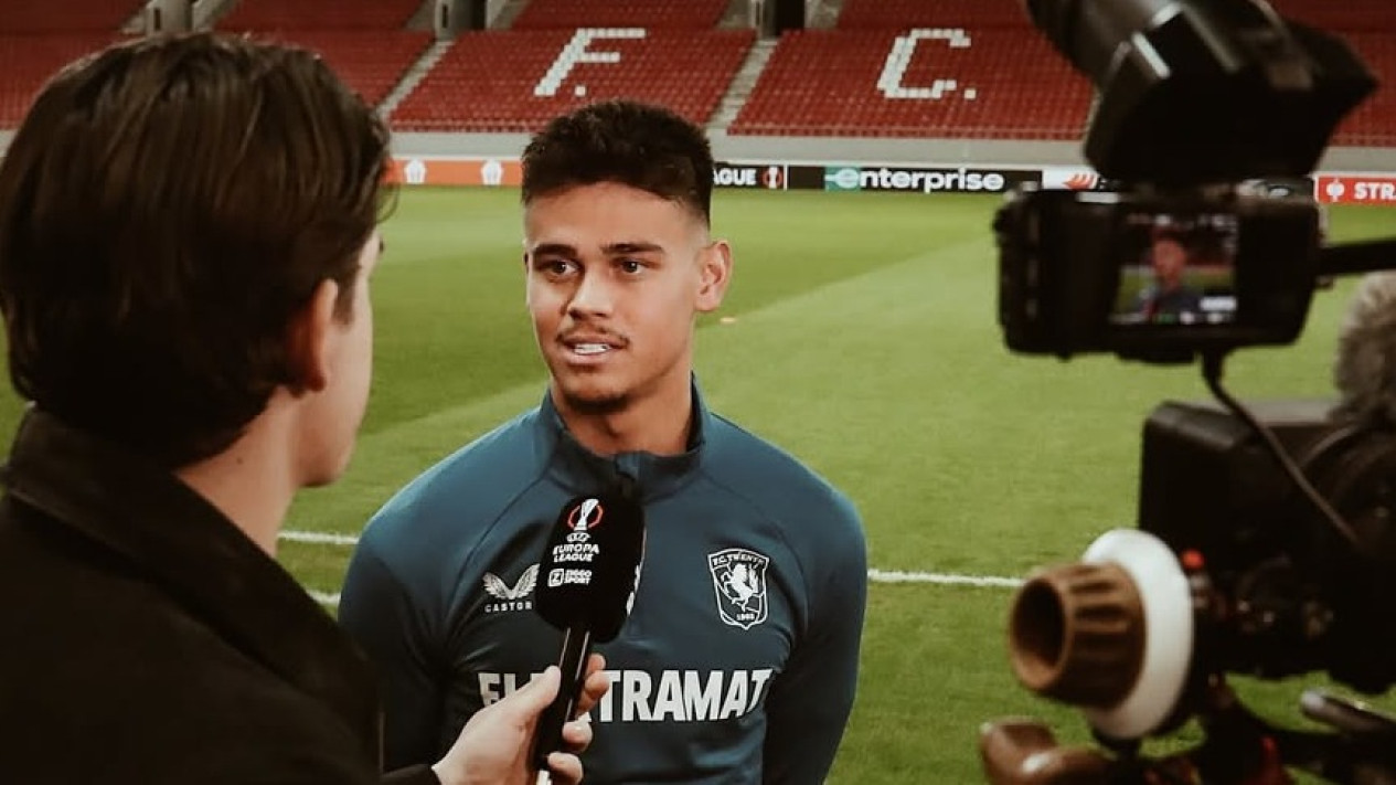 Mees Hilgers Segera Merapat ke Klub Eropa? Agen Bek Timnas Indonesia Itu Bahkan Bilang Kalau Sudah Ada Pembicaraan Dengan Klub....
            - galeri foto