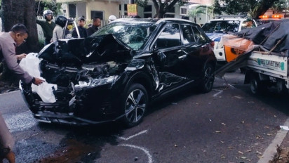 Dikendari Ibu ibu, Mobil SUV Tabrak Seorang Pelajar Hingga Tewas  di  Kota Bandung