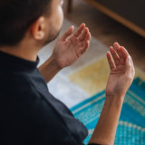 Ramadhan Melatih Kesabaran Diri, Hadapi Konflik dengan Membaca Doa Nabi Muhammad SAW