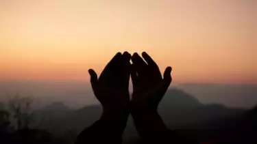 Begini Doa Meluluhkan Hati yang Keras dalam Islam