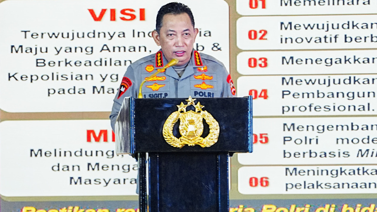 Kapolri Nyatakan Komitmen Polri Dukung Program Pemerintah
            - galeri foto