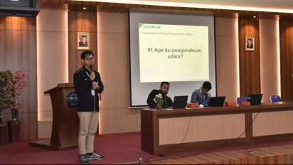 Mengedukasi Puluhan Mahasiswa Universitas Pakuan Bogor dalam Dunia Industri