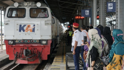 Tiket Perjalanan Kereta Api untuk Liburan Nataru 2025 Resmi Dibuka KAI, Cek Jadwal Pemesanannya di Sini!