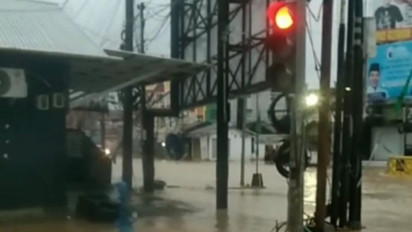 Diguyur Hujan Lebat, Tiga Rumah Tertimbun Longsor di Samarinda