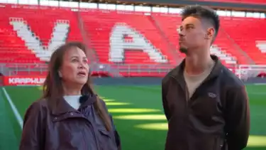 Mees Hilgers dan sang ibu Linda Tombeng