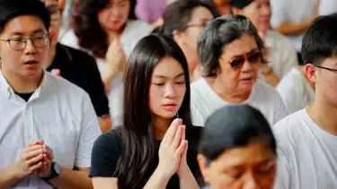 Suasana perayaan Trisuci Waisak 2569 TB/2025 di Wihara Ekayana Arama, Indonesia Buddhist Center, Jakarta, Senin, (12/05/2025)
