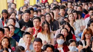 Suasana perayaan Trisuci Waisak 2569 TB/2025 di Wihara Ekayana Arama, Indonesia Buddhist Center, Jakarta, Senin, (12/05/2025)