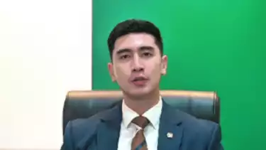 Verrell Bramasta menjawab tantangan dari Bupati Purwakarta Om Zein usai dirinya mengkritik kebijakan Dedi Mulyadi