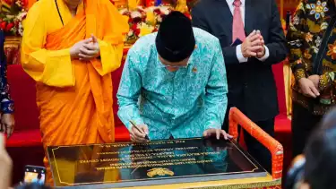 Menteri Agama Nasaruddin Umar menghadiri perayaan Trisuci Waisak 2569 TB/2025 di Wihara Ekayana Arama, Indonesia Buddhist Center, Jakarta, Senin, (12/05/2025)
