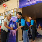 Peringati Hari Raya Waisak 12 Mei 2025, BRI Peduli Salurkan Bantuan Sembako Bagi Ribuan Umat Buddha