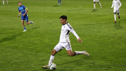 Fans Timnas Indonesia Ramai-ramai Dukung Shyane Pattynama Gabung Buriram United: Jangan ke Liga 1 Dulu Ya