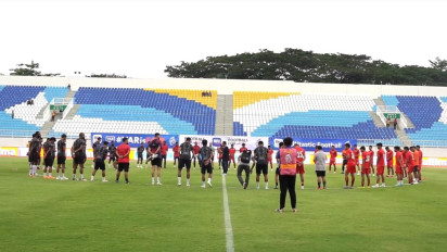 Buntut Pelemparan Bus Persik, Arema Pertimbangkan Tinggalkan Kanjuruhan