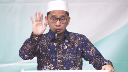 Agar Disambut Rezeki Seluas Samudera, Mulai Besok Subuh Kerjakan Amalan ke Golongan Orang ini Pesan Ustaz Adi Hidayat