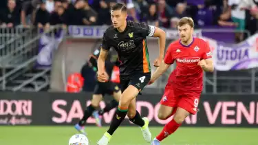 Perjuangan Jay Idzes Bantu Venezia Keluar dari Zona Merah Serie A Ternyata Bisa Rugikan Timnas Indonesia, Kok Bisa?