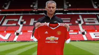 Jose Mourinho saat pertama kali datang ke Man United