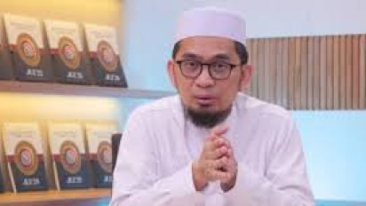 Belum Hafal Banyak Surah Pendek, Apakah Boleh Cuma Baca An Nas? Kata Ustaz Adi Hidayat Boleh Asalkan..