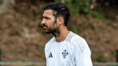 Dapat Tawaran dari Liga Jerman, Legenda Arsenal Pilih Loyal pada Klub Milik Pengusaha Indonesia Usai Bertahan di Kasta Tertinggi Liga Italia