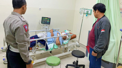 Brutal, Pria di Menganti Gresik Tiba-tiba Mengamuk Bacok Tetangganya Sendiri