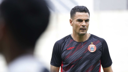 Carlos Pena Gabung Persita Musim Depan? Eks Pelatih Persija Tertangkap Basah Saksikan Laga Pendekar Cisadane Vs Persib