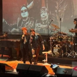 Kisah Ikang Fawzy Kecewa Tak Dapat Tanda Tangan Ahmad Albar Pada Jaket Pinjaman