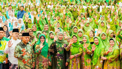 Khofifah Indar Parawansa Ajak Guru TK Muslimat NU untuk Produktif Cerdaskan Anak Bangsa